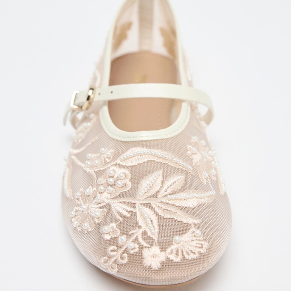 EMBROIDERED MESH BALLET FLATS - Picture 2 of 5